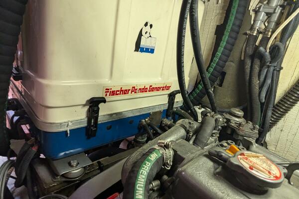 Momentum 45ft Hunter Yacht For Sale