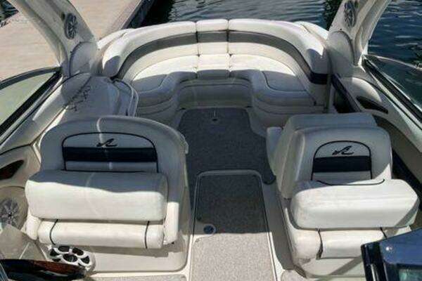 Photo of the 2007 Sea Ray 290 SLX