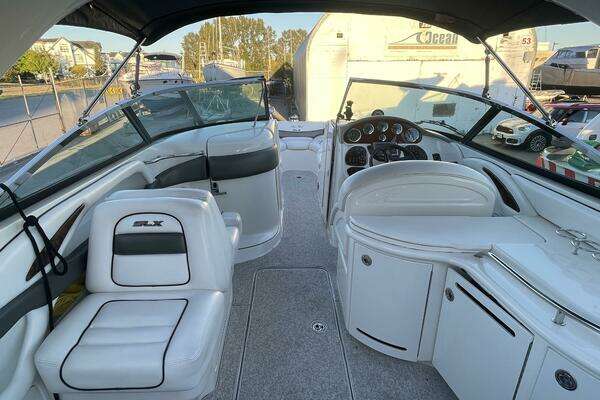 Photo of the 2007 Sea Ray 290 SLX