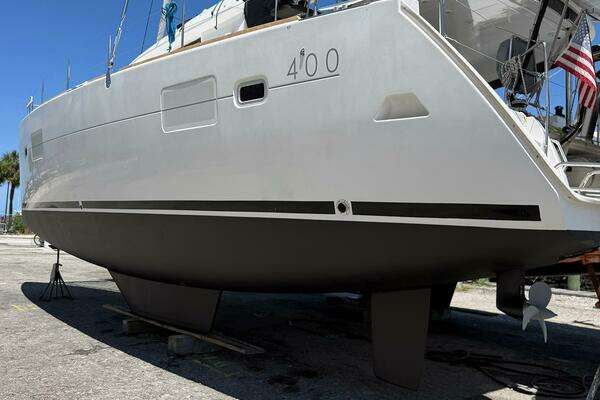 Lagoon  Yacht For Sale