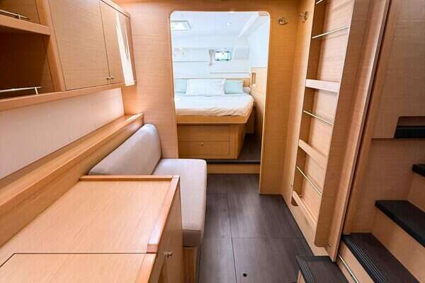 Lagoon  Yacht For Sale