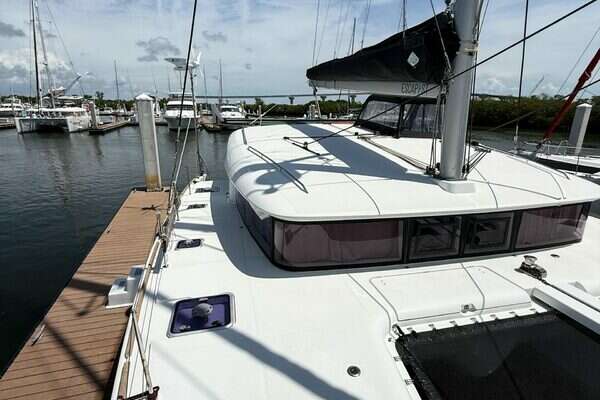 Lagoon  Yacht For Sale