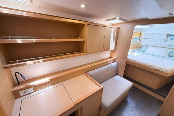 Lagoon  Yacht For Sale