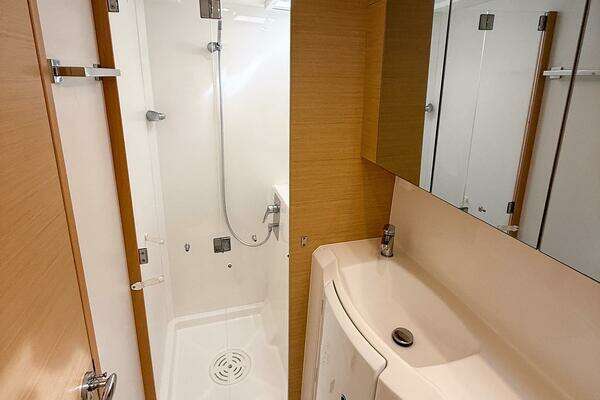 Lagoon  Yacht For Sale