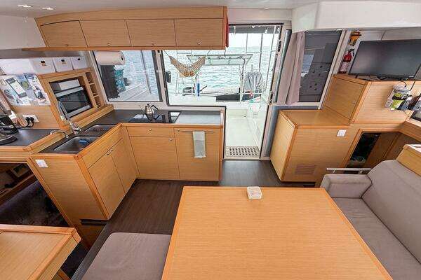 Lagoon  Yacht For Sale