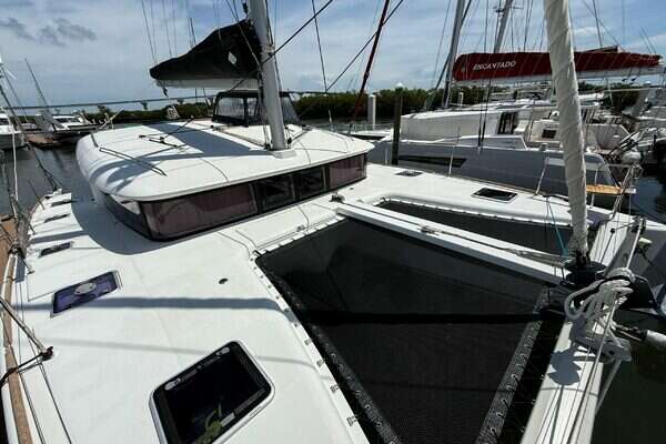 Lagoon  Yacht For Sale
