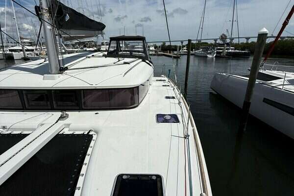 Lagoon  Yacht For Sale