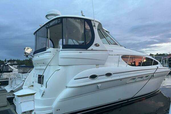 39-ft-Sea Ray-2005-390 Motor Yacht-Tre Bella-Kenora Ontario Canada yacht for sale