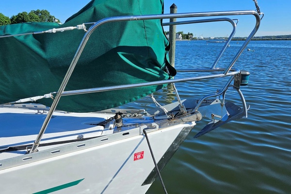 35ft Freedom Yacht For Sale