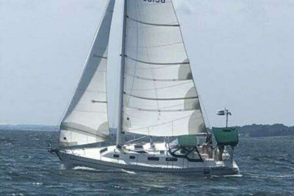 35-ft-Freedom-1998-F35-Warwick Rhode Island United States yacht for sale