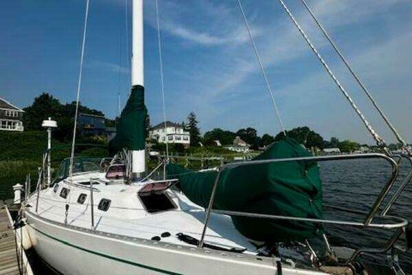 Photo of the 1998 Freedom F35