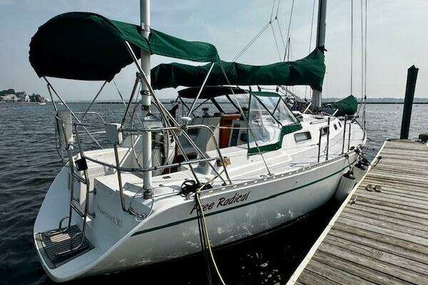 Photo of the 1998 Freedom F35