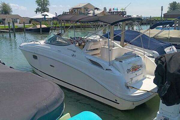 26-ft-Sea Ray-2010-260 Sundancer-Fair Haven Michigan United States yacht for sale