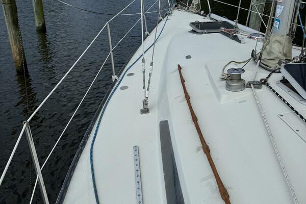 Blue Note 34ft C amp C Yacht For Sale