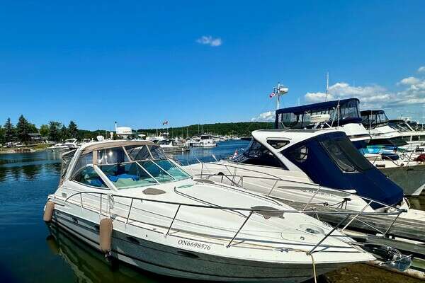 35-ft-Doral-2005-Boca Grande-Penetanguishene Canada yacht for sale