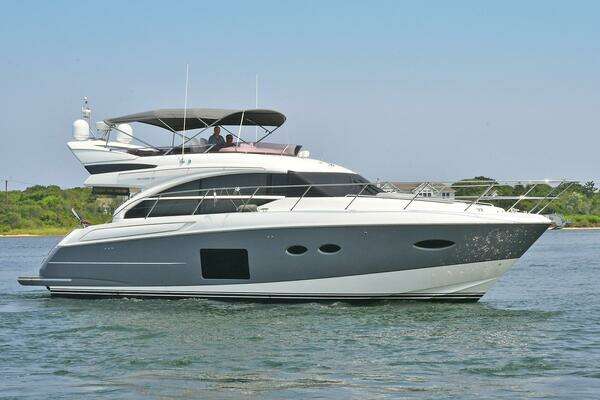 2016 Princess 52