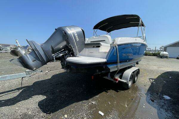 Photo of the 2018 Regal 26 OBX