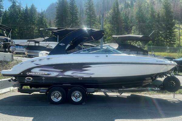 26-ft-Chaparral-2012-267 SSX-British Columbia Canada yacht for sale