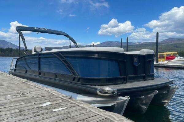 Photo of the 2024 Godfrey MC 235 C GTP