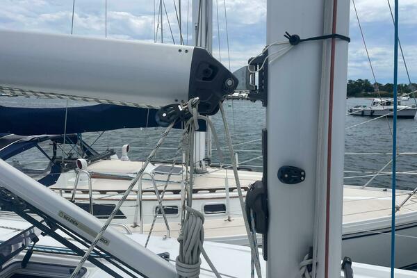 2020 Sun Odyssey 410