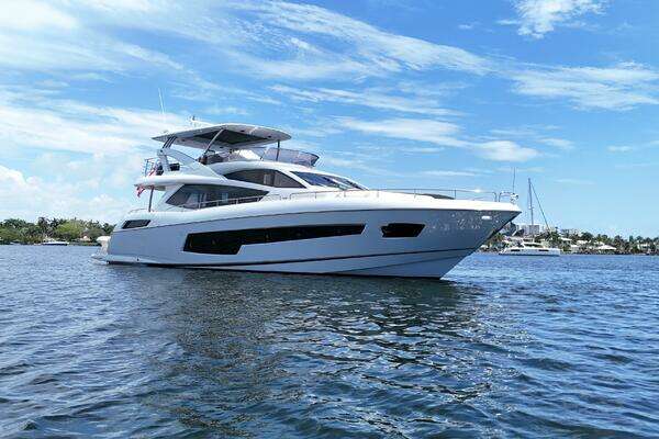2017 Sunseeker 75