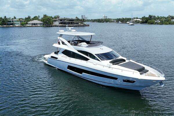 2017 Sunseeker 75