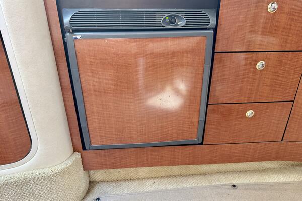 32ft Sea Ray Yacht For Sale