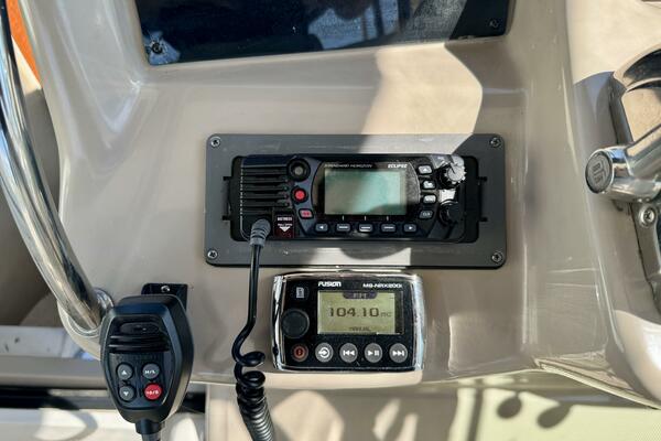 32ft Sea Ray Yacht For Sale