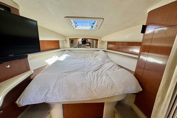 32ft Sea Ray Yacht For Sale