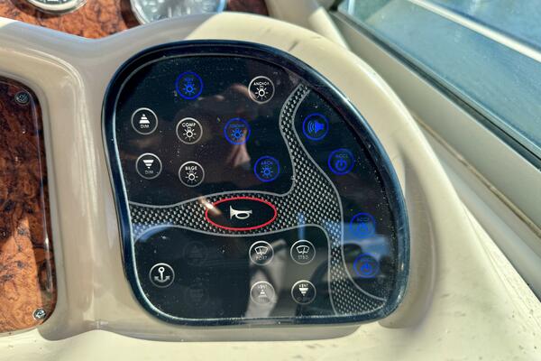 32ft Sea Ray Yacht For Sale