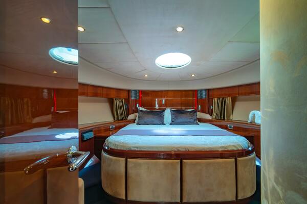 BLUE ROSE 75ft Princess Yachts Yacht For Sale