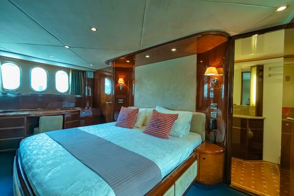 BLUE ROSE 75ft Princess Yachts Yacht For Sale