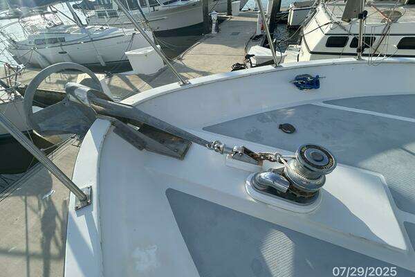 Photo of the 1989 DeFever Offshore Cruiser "Extra Credit"