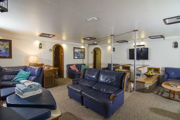 Cuan Law 105ft Custom Yacht For Sale