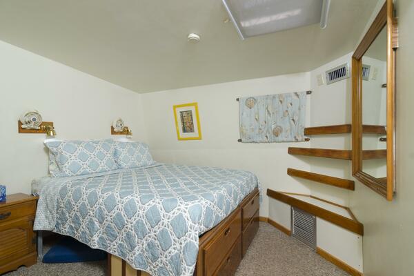 Cuan Law 105ft Custom Yacht For Sale