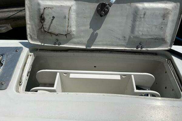 Photo of the 2000 Mainship 390 "Donary"