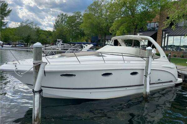 33-ft-Chaparral-2005-330 Signature-ROCK ON-Wayzata Minnesota United States yacht for sale