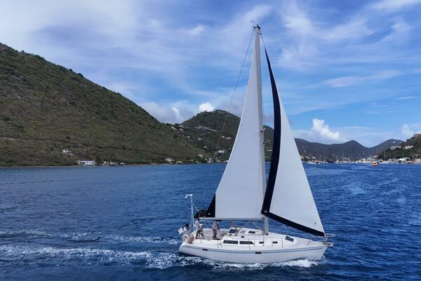 Water Wing 32ft Catalina Yacht For Sale