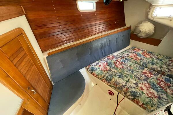 Water Wing 32ft Catalina Yacht For Sale