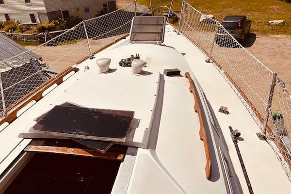 28ft Pearson Yacht For Sale