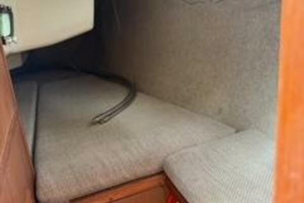 33ft Hunter Yacht For Sale