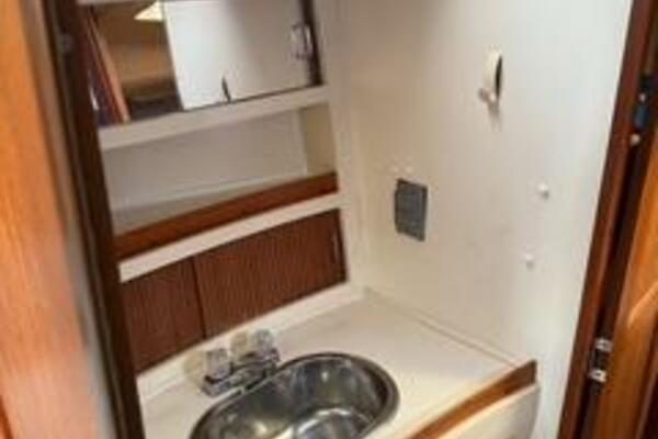 33ft Hunter Yacht For Sale