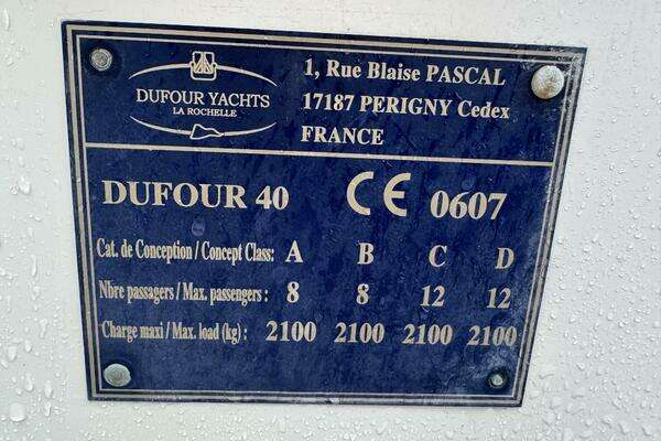 Dufour 40 Yacht For Sale