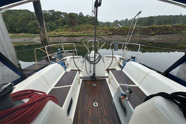 Dufour 40 Yacht For Sale