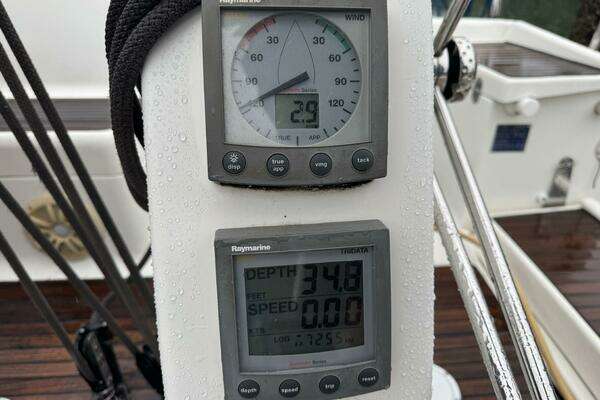 Dufour 40 Yacht For Sale