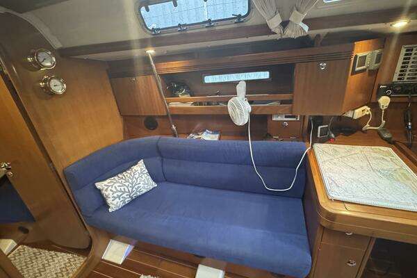 Dufour 40 Yacht For Sale