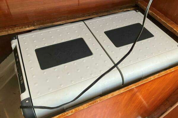 Photo of the 1991 Beneteau Moorings 38