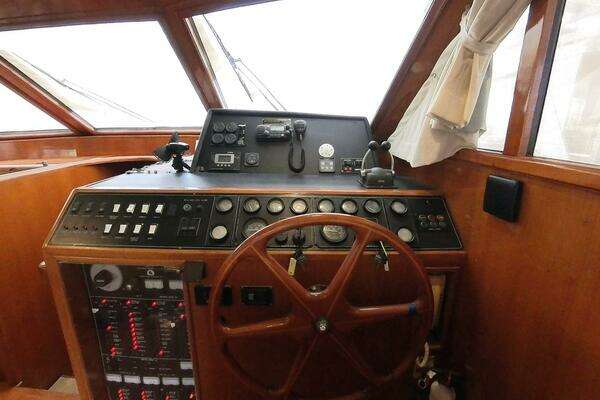 1998 Ocean Alexander 50