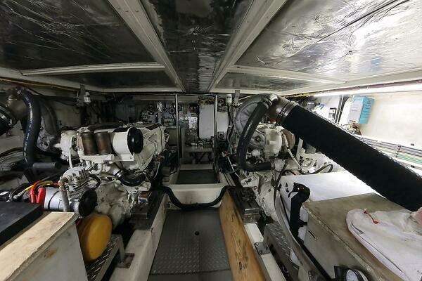 1998 Ocean Alexander 50