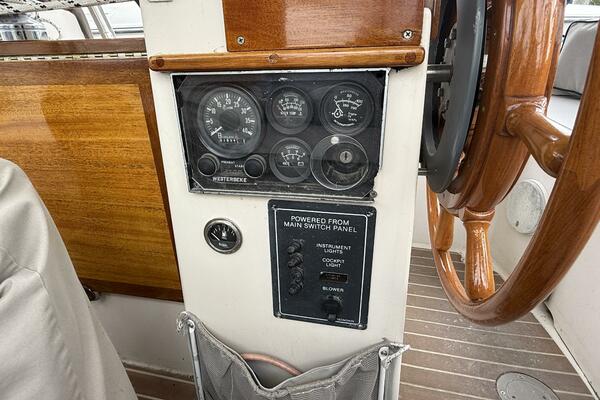 31ft Gozzard Yacht For Sale 31ft Gozzard Yacht For Sale